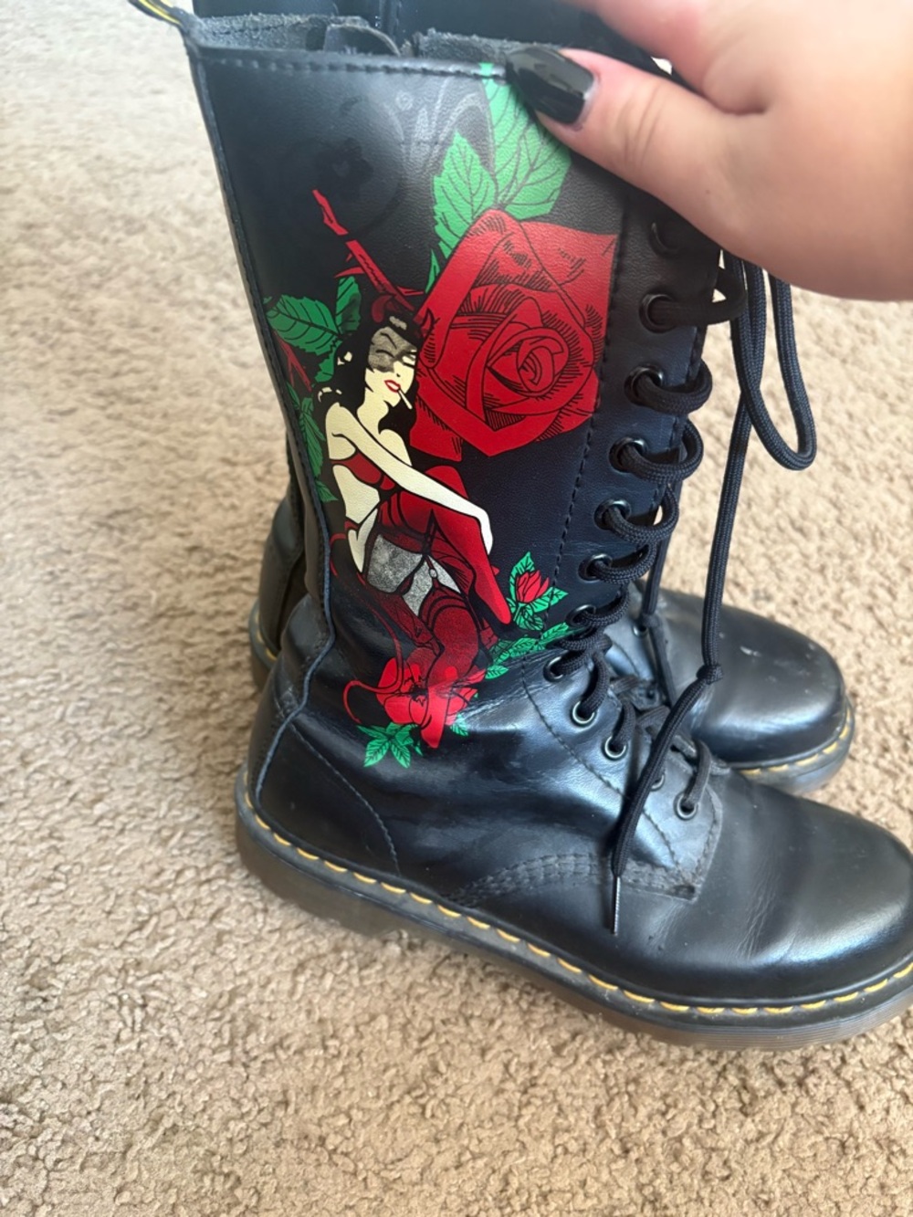 Dr. Martens Tall Combat Boots with Pinup Girl Design, women’s 8, some damage - Picture 2 of 6